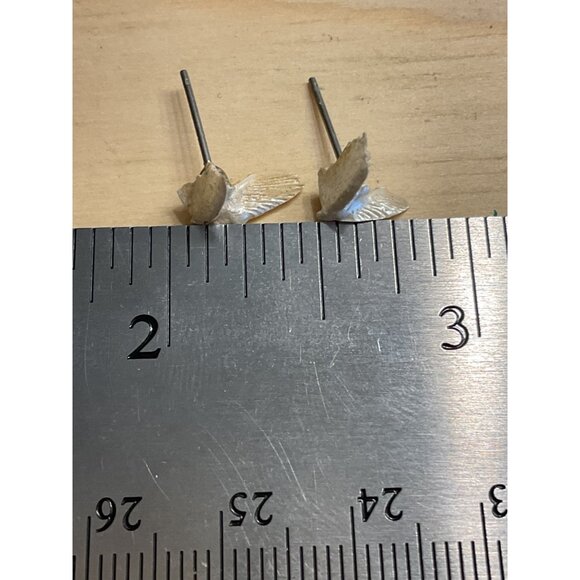 Delicate Silver Post Back Pierce Mother of Pearl Bird Wing Stud Earrings - Picture 4 of 4